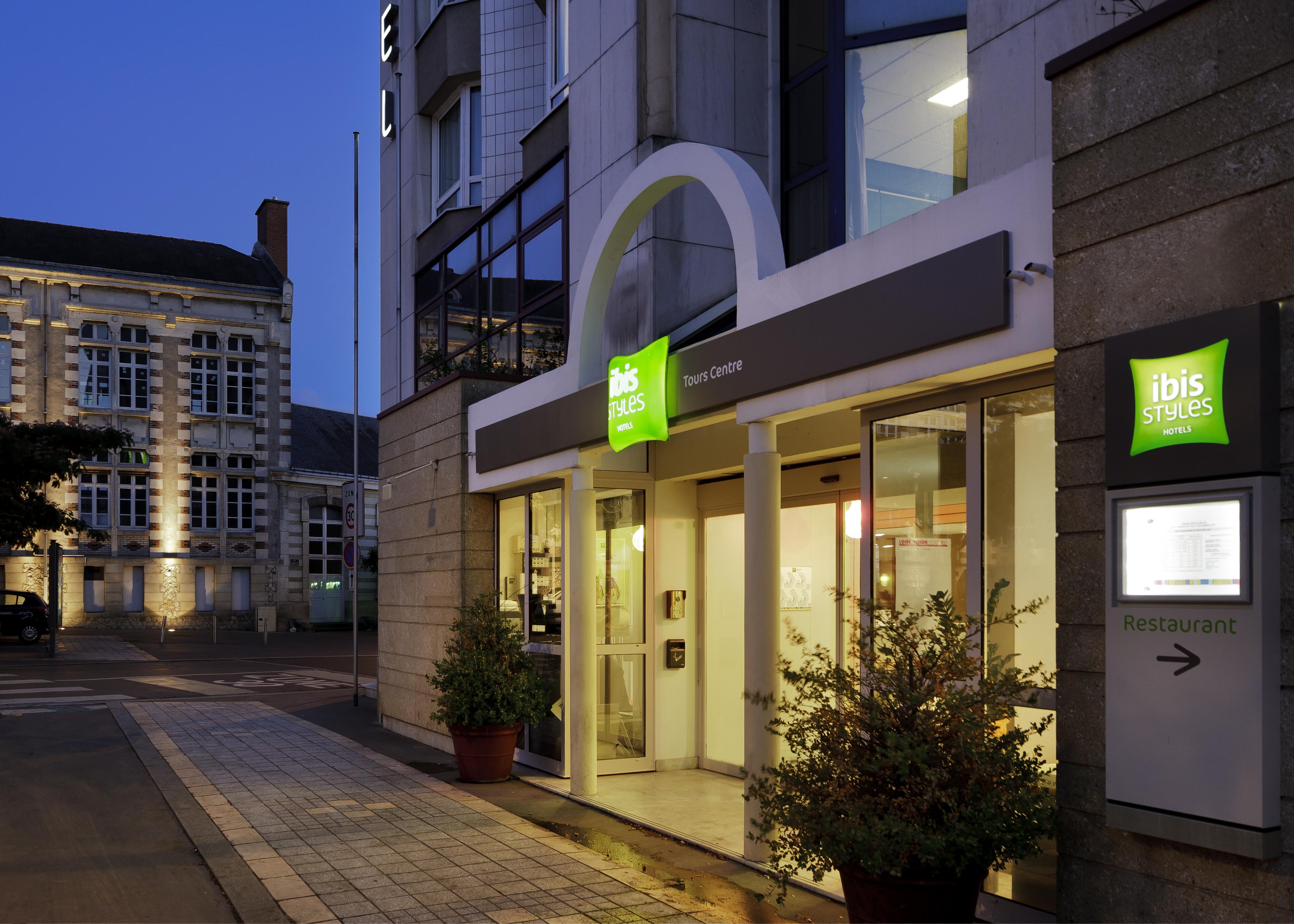 Ibis Styles Tours Centre Hotel Bagian luar foto