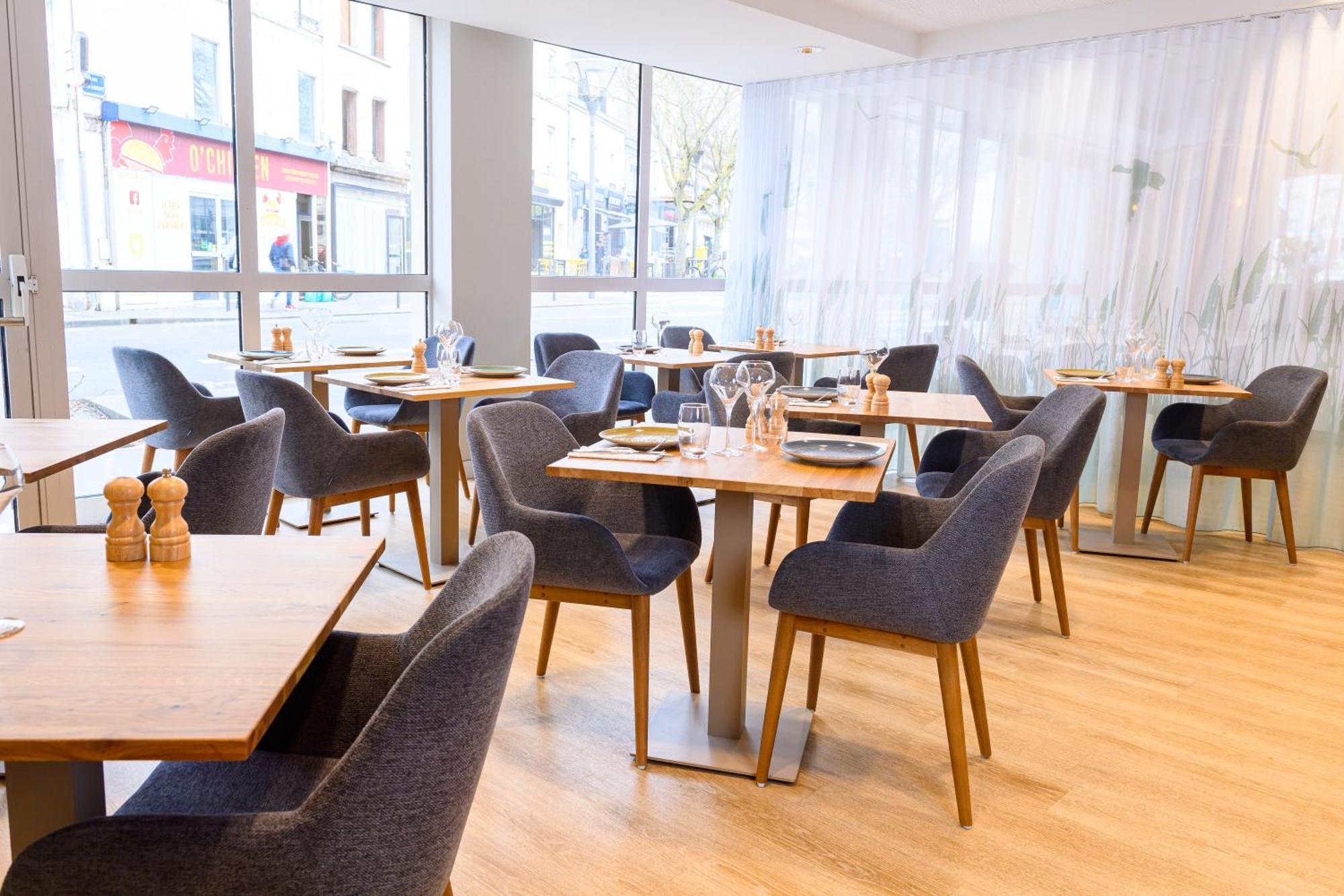 Ibis Styles Tours Centre Hotel Bagian luar foto