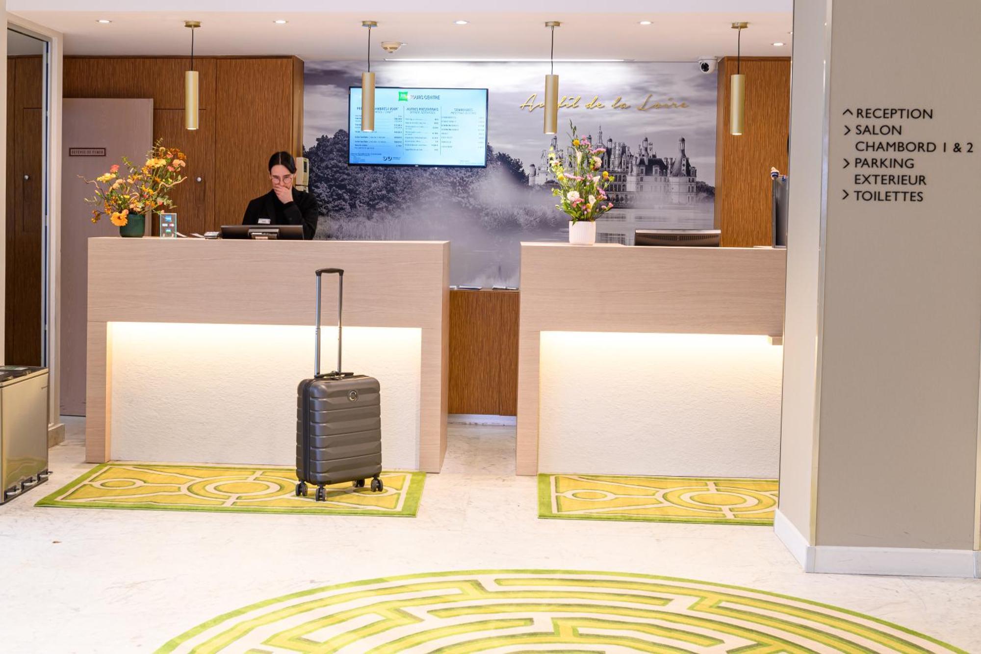 Ibis Styles Tours Centre Hotel Bagian luar foto