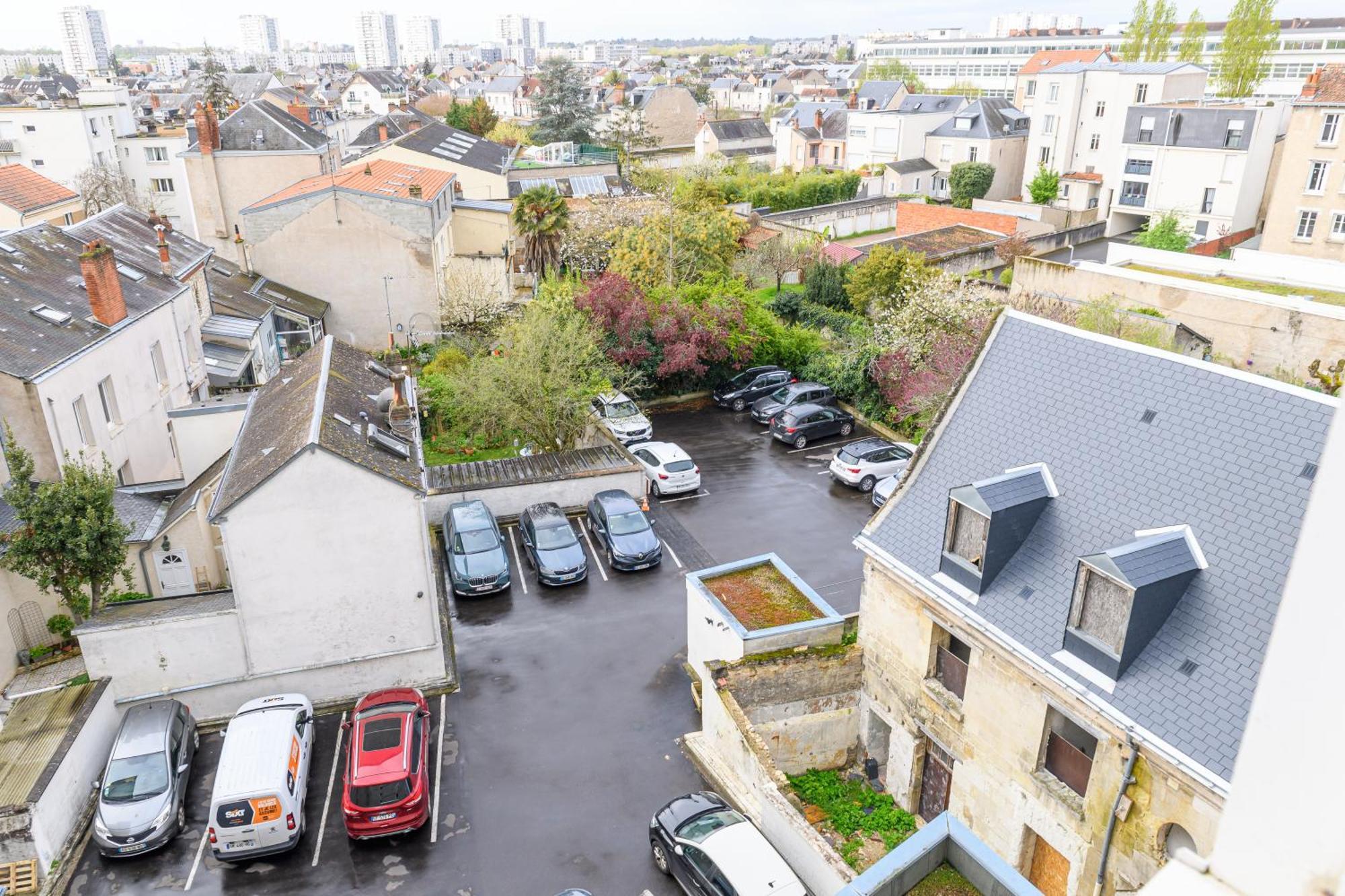 Ibis Styles Tours Centre Hotel Bagian luar foto