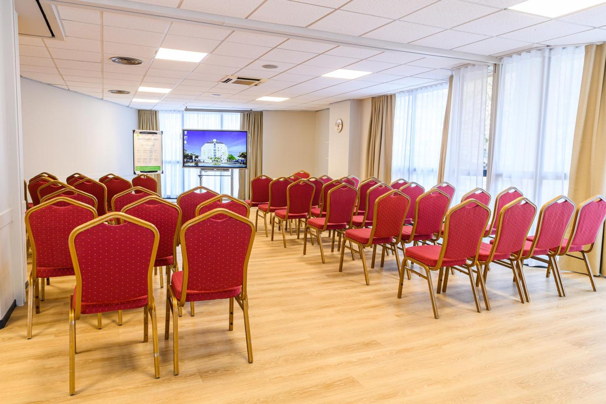 Ibis Styles Tours Centre Hotel Bagian luar foto
