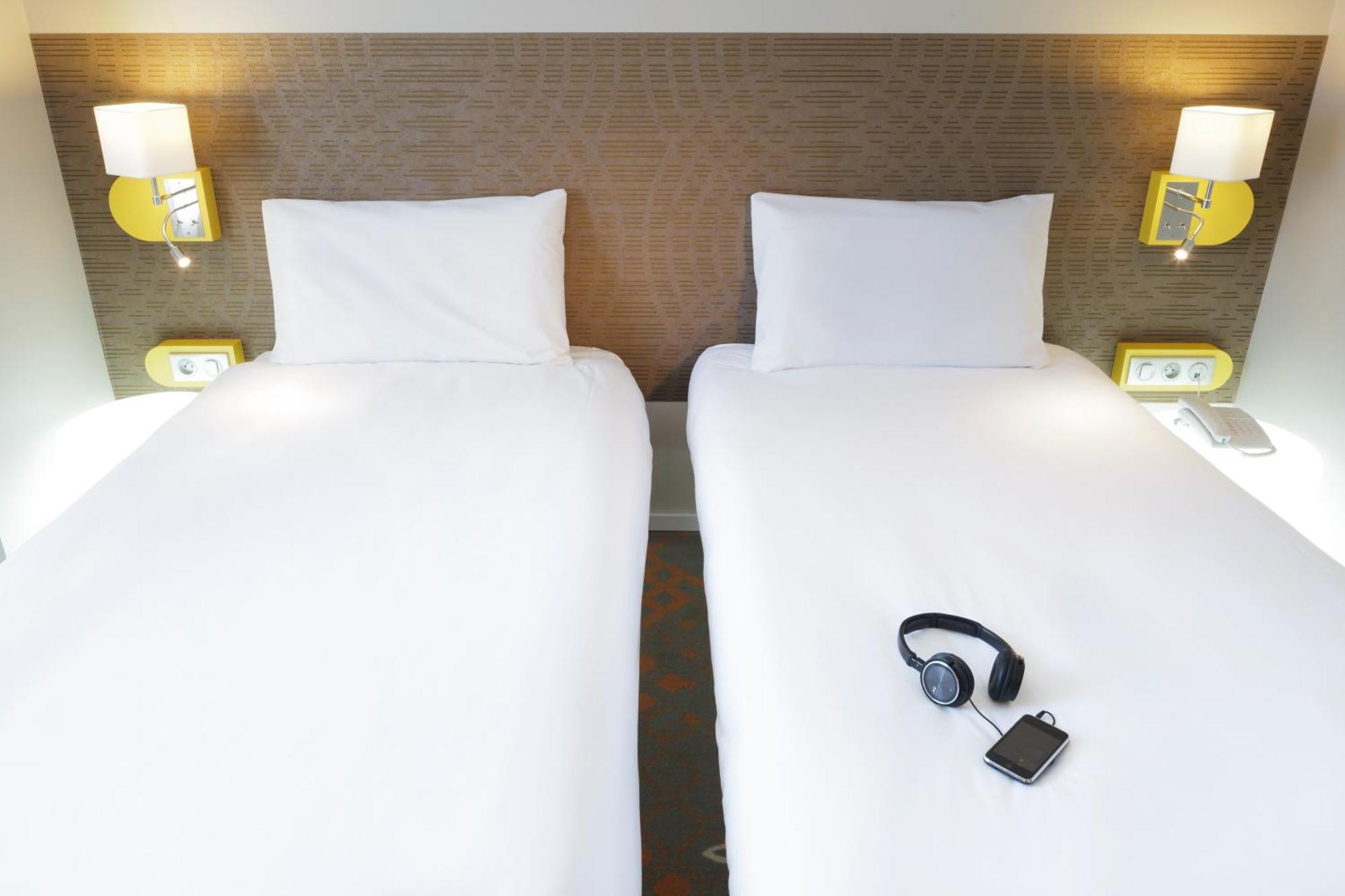 Ibis Styles Tours Centre Hotel Bagian luar foto
