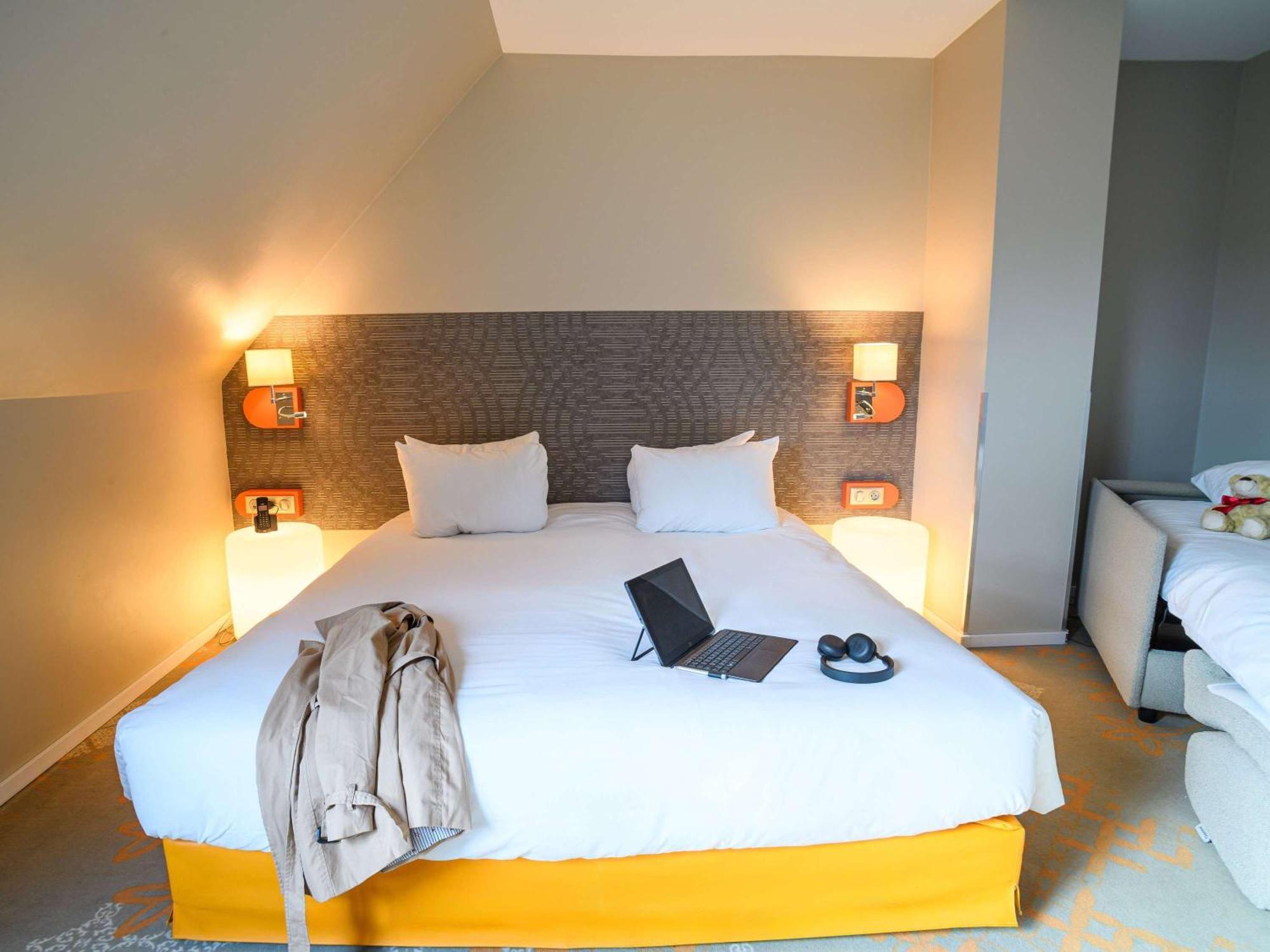 Ibis Styles Tours Centre Hotel Bagian luar foto