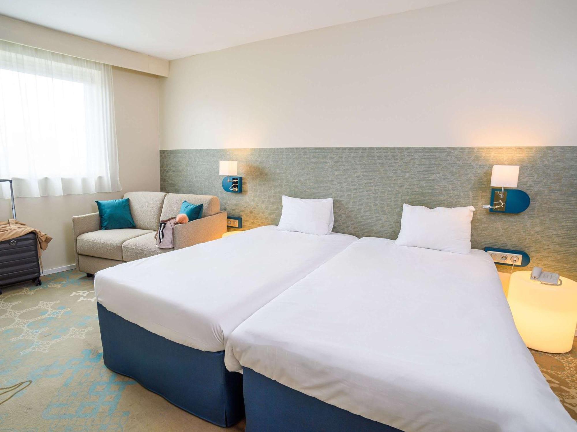 Ibis Styles Tours Centre Hotel Bagian luar foto