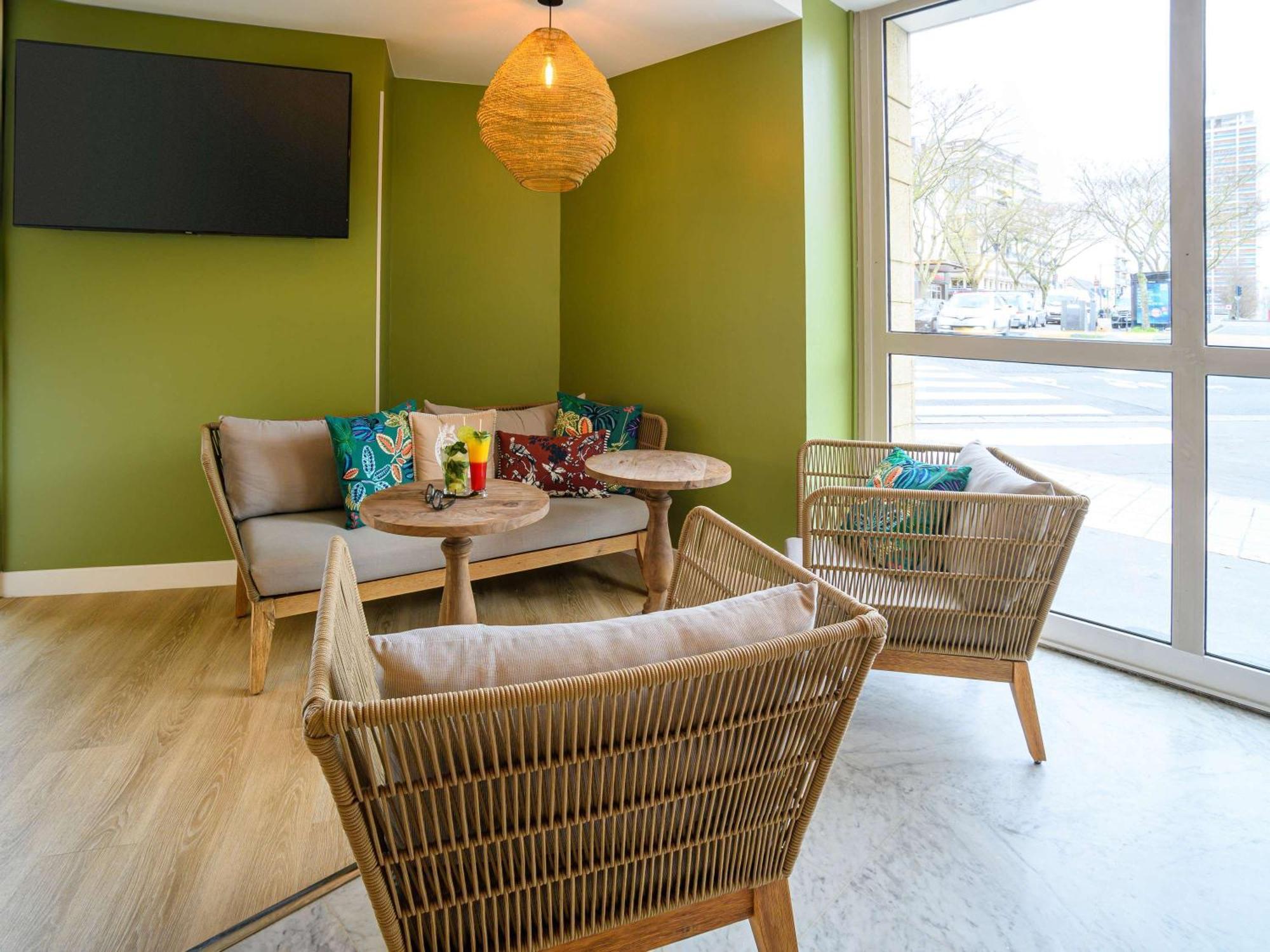 Ibis Styles Tours Centre Hotel Bagian luar foto
