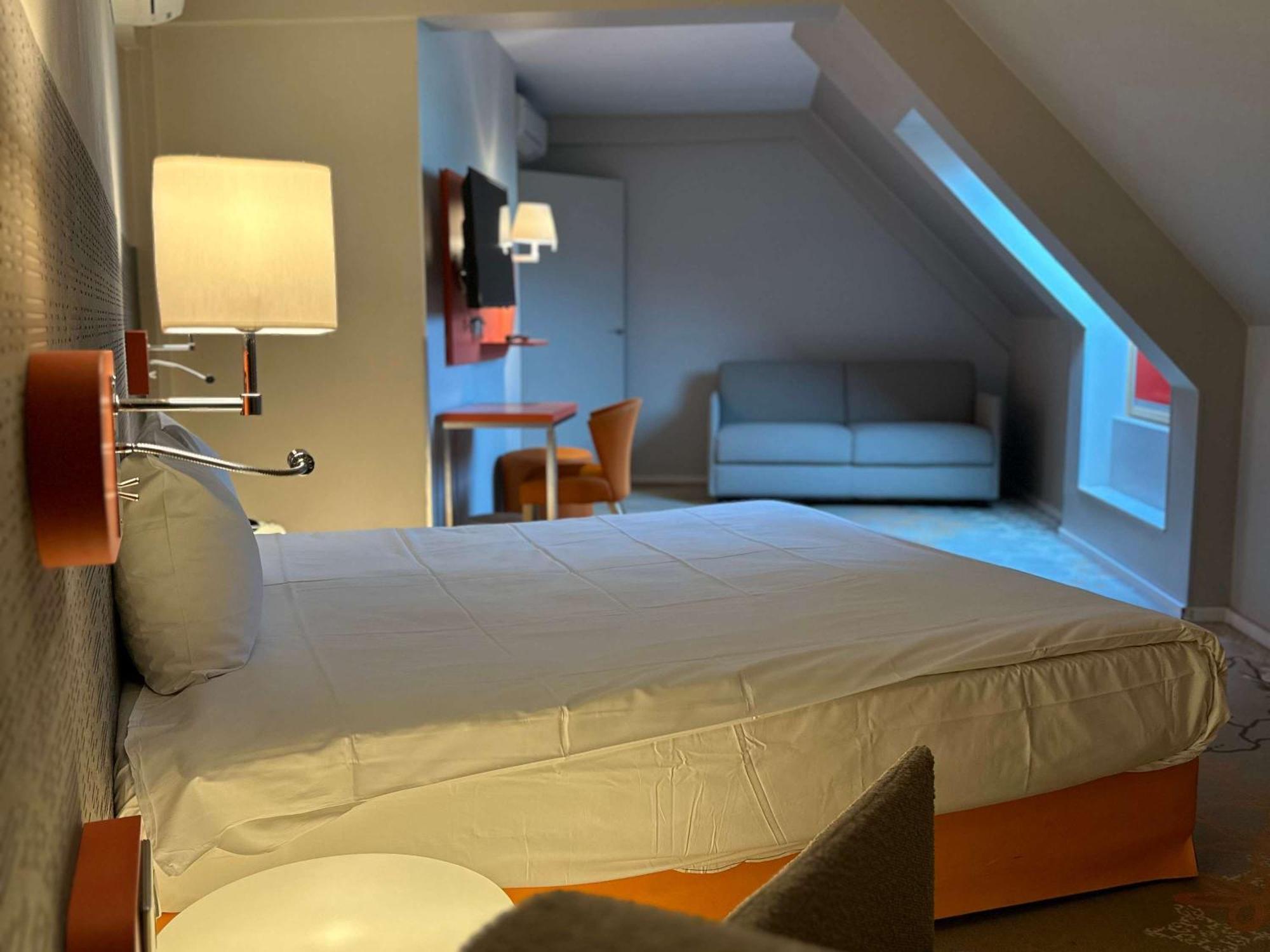 Ibis Styles Tours Centre Hotel Bagian luar foto