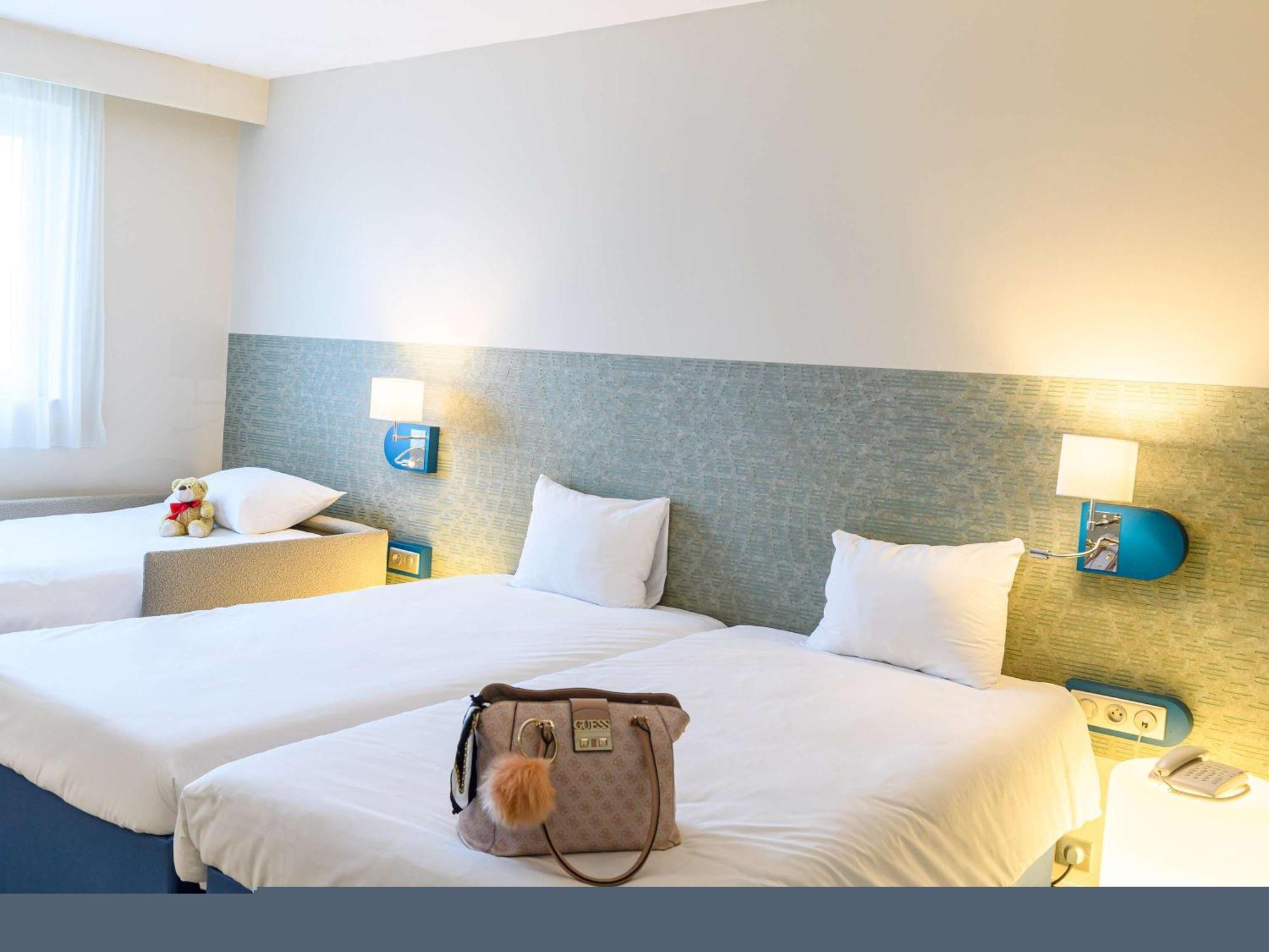 Ibis Styles Tours Centre Hotel Bagian luar foto