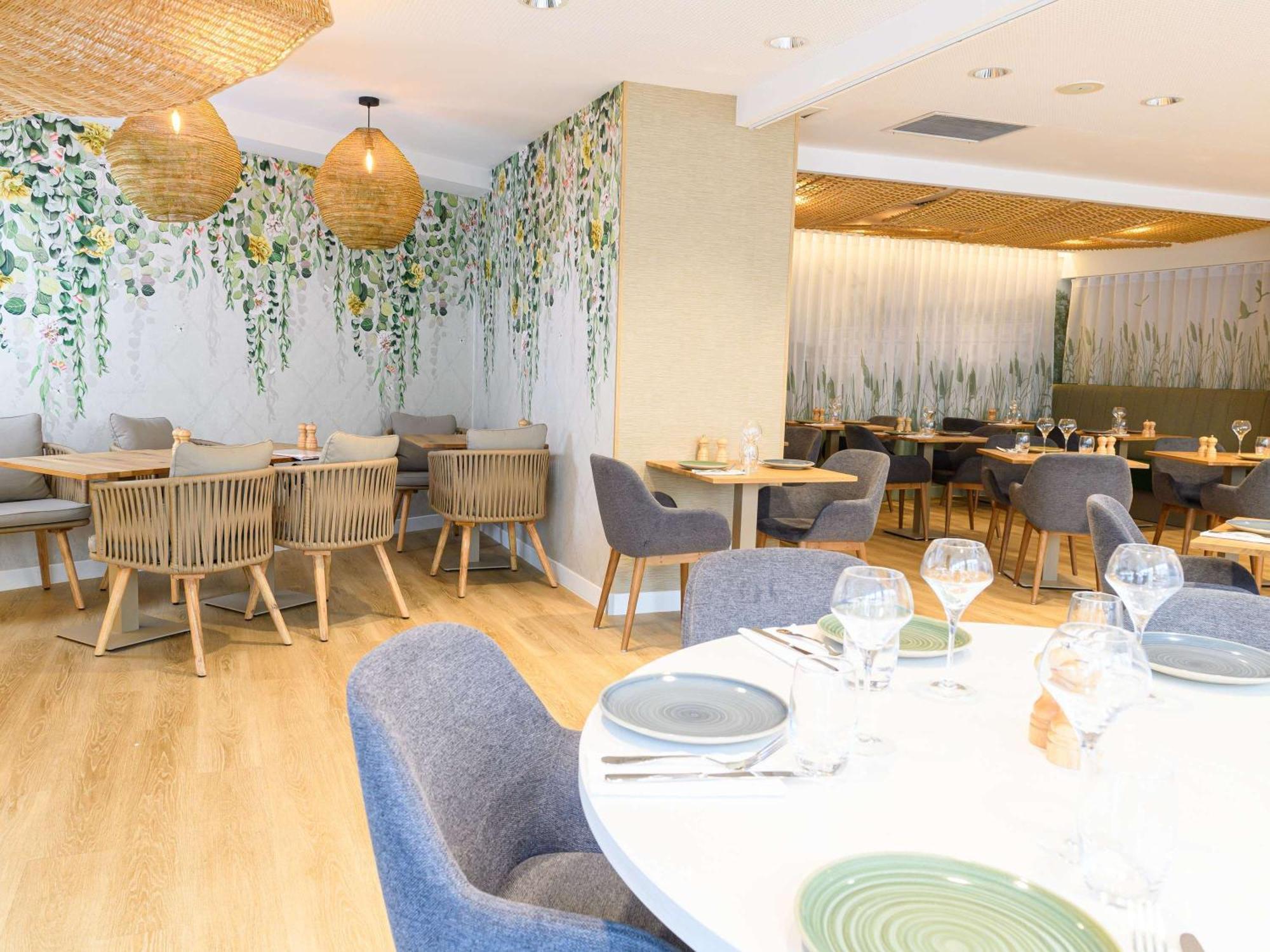 Ibis Styles Tours Centre Hotel Bagian luar foto