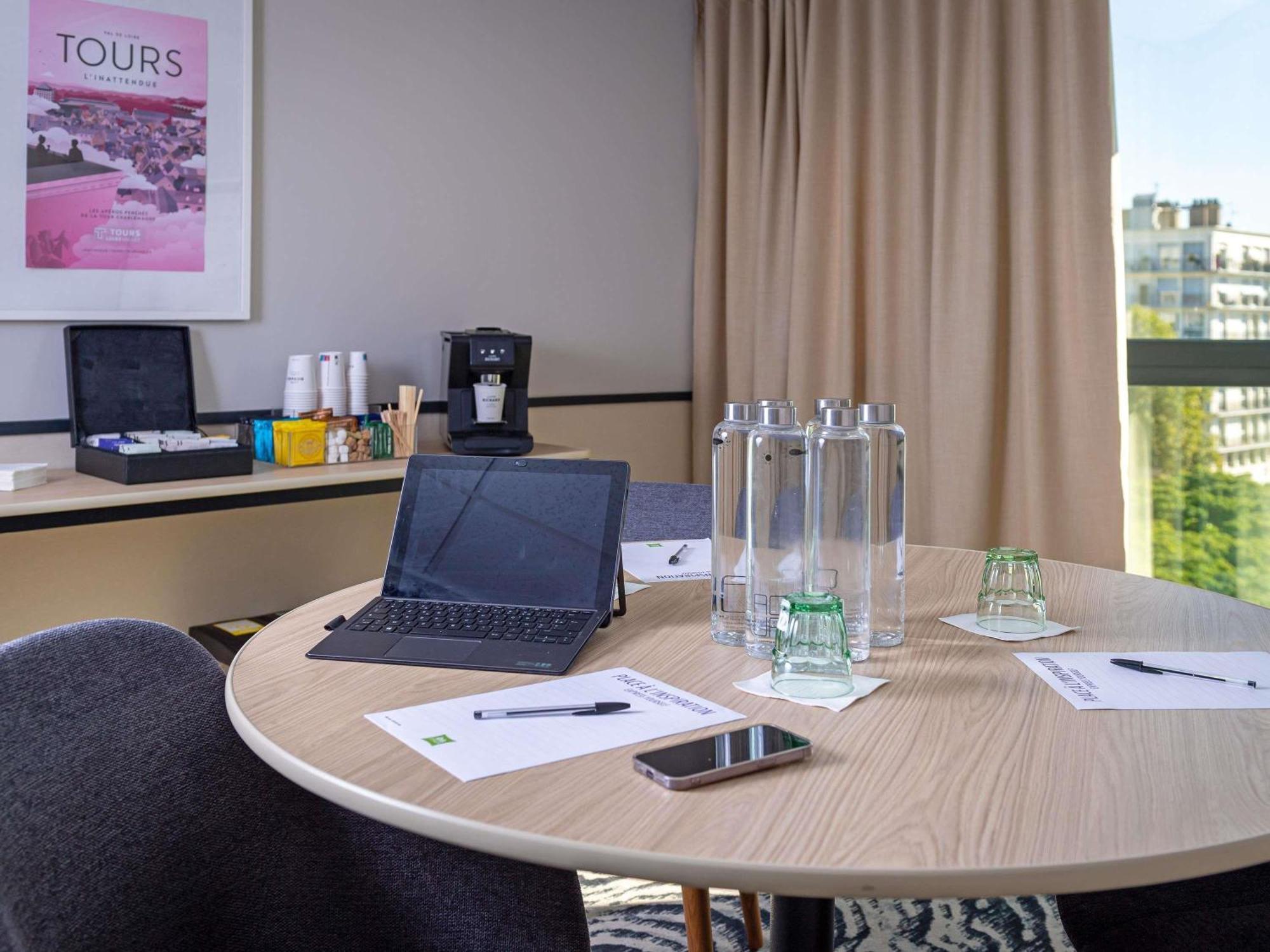 Ibis Styles Tours Centre Hotel Bagian luar foto