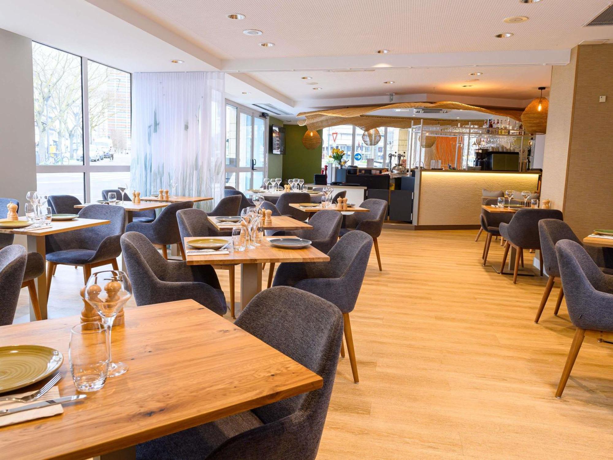 Ibis Styles Tours Centre Hotel Bagian luar foto